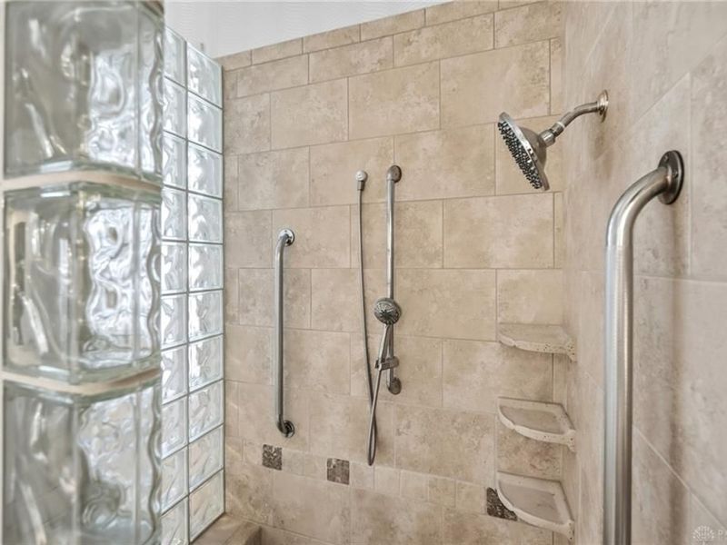 1016 Wedgestone Court, Centerville, OH 45458 Photo 54
