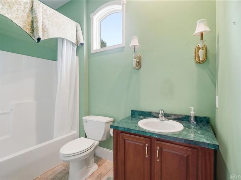 1016 Wedgestone Court, Centerville, OH 45458 Photo 57