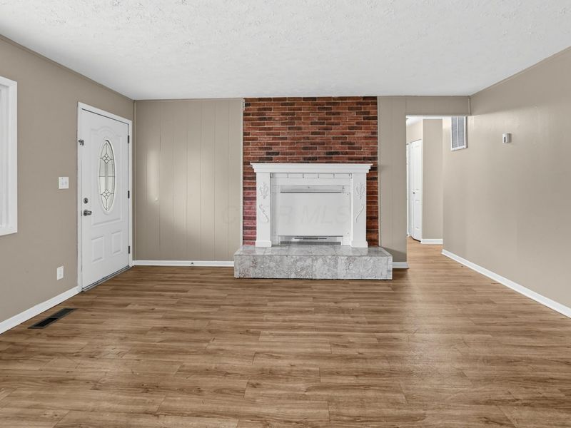 500 Celina Road, Columbus, OH 43228 Photo 12