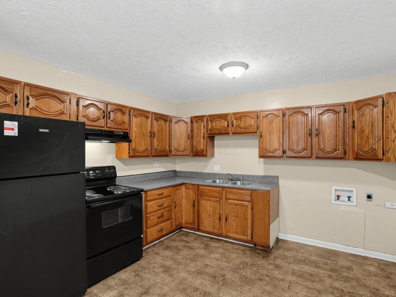 500 Celina Road, Columbus, OH 43228 Photo 15