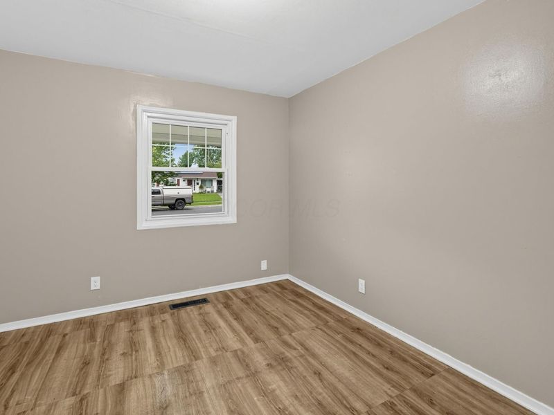 500 Celina Road, Columbus, OH 43228 Photo 9