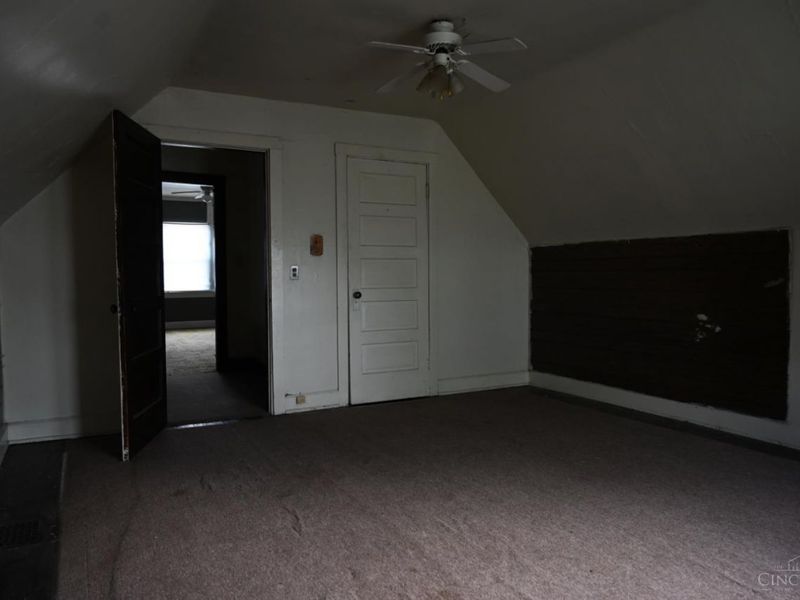 3135 Durrell Avenue, Cincinnati, OH 45207 Photo 14