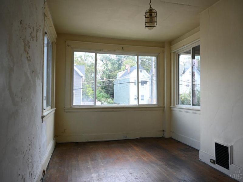 3135 Durrell Avenue, Cincinnati, OH 45207 Photo 20