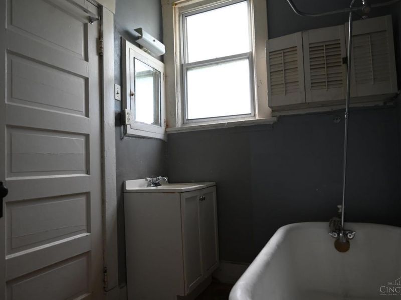 3135 Durrell Avenue, Cincinnati, OH 45207 Photo 34
