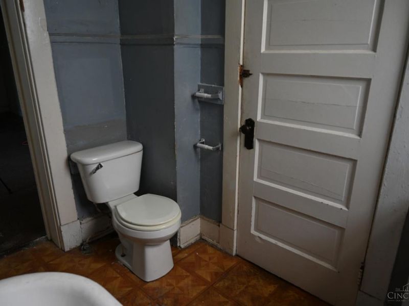 3135 Durrell Avenue, Cincinnati, OH 45207 Photo 39