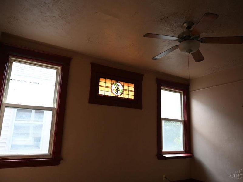 3135 Durrell Avenue, Cincinnati, OH 45207 Photo 6