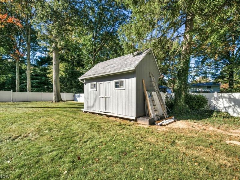 27478 Cottonwood Trail, North Olmsted, OH 44070 Photo 43