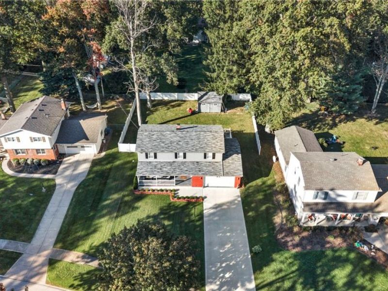 27478 Cottonwood Trail, North Olmsted, OH 44070 Photo 5