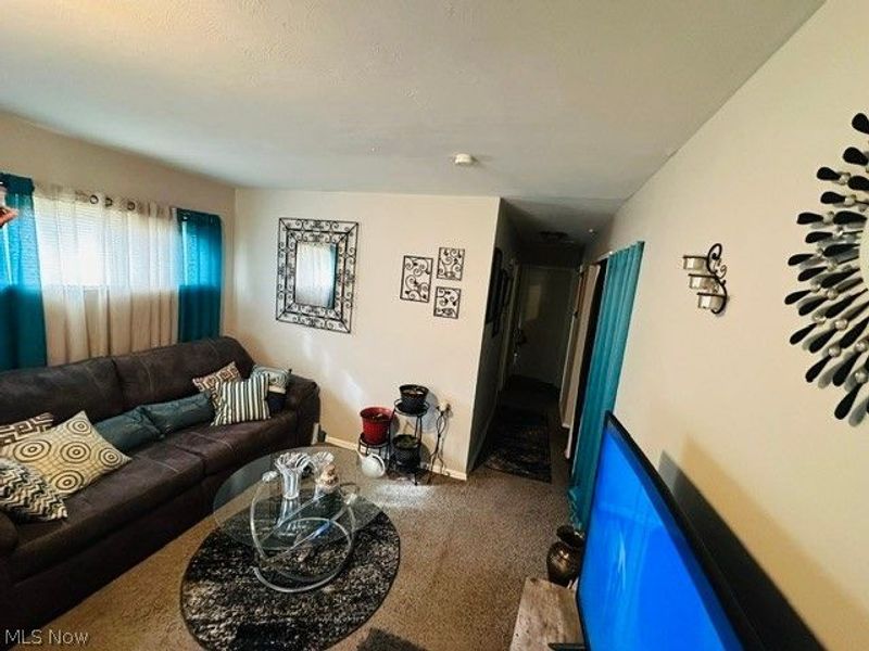 16709 Fairfax Avenue, Cleveland, OH 44128 Photo 2