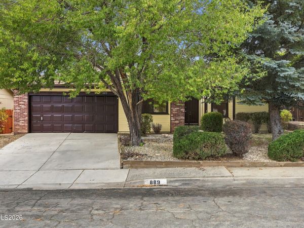 889 W Bonanza Drive, Carson City, NV 89706