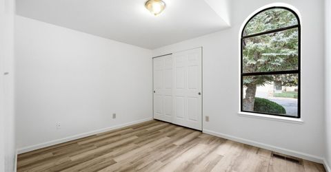 889 W Bonanza Drive, Carson City, NV 89706 Photo
