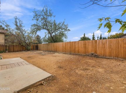 889 W Bonanza Drive, Carson City, NV 89706 Photo