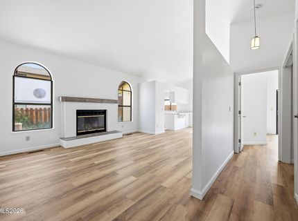889 W Bonanza Drive, Carson City, NV 89706 Photo