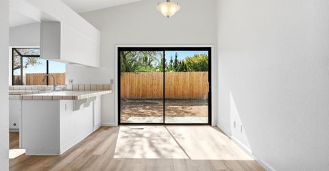 889 W Bonanza Drive, Carson City, NV 89706 Photo
