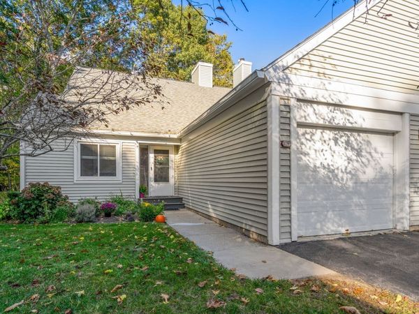 129 Stone Ridge Rd, Unit 129, Franklin, MA 02038