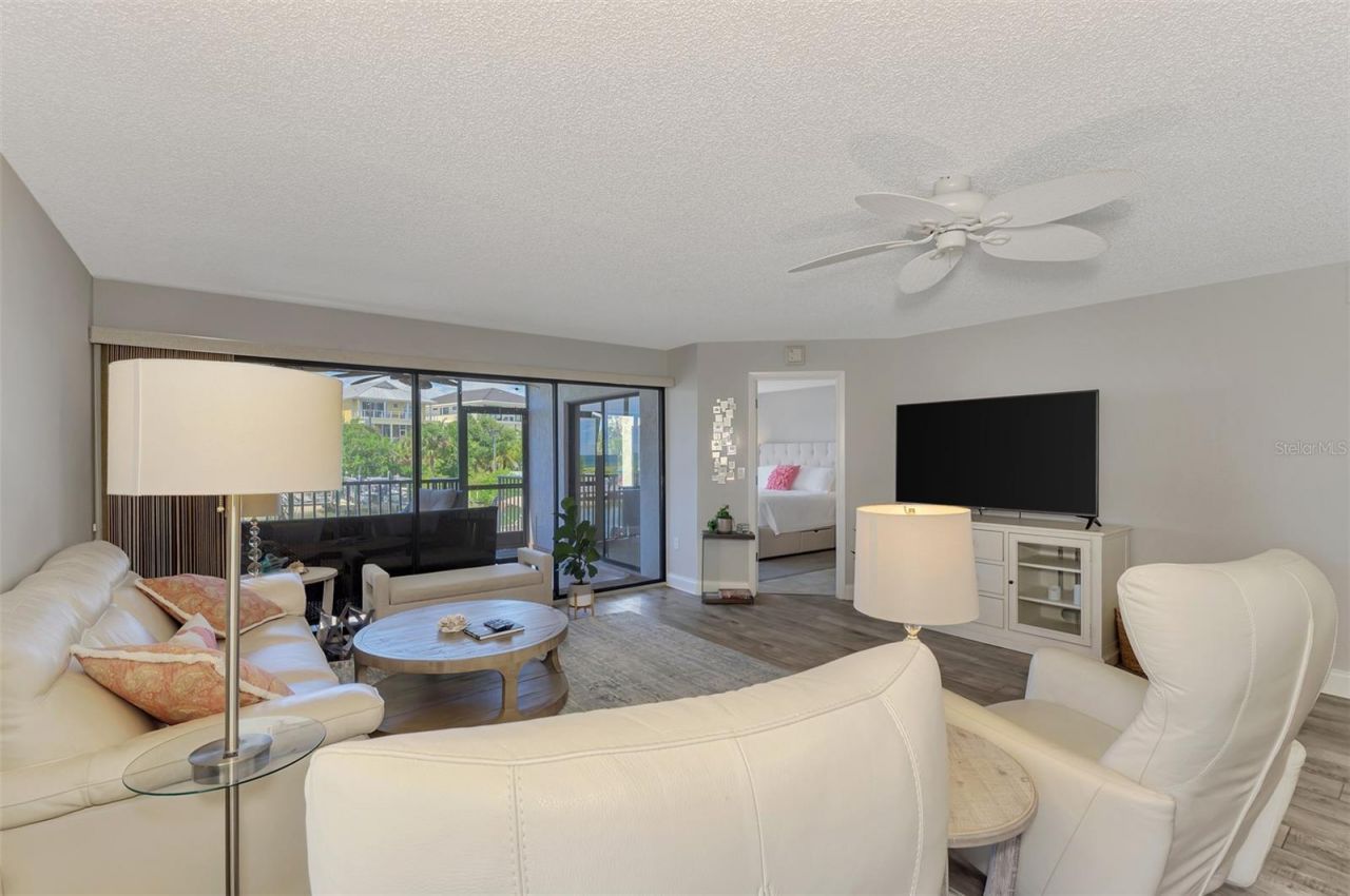 9226 Midnight Pass Road, Unit 4A, Sarasota, FL 34242 Photo