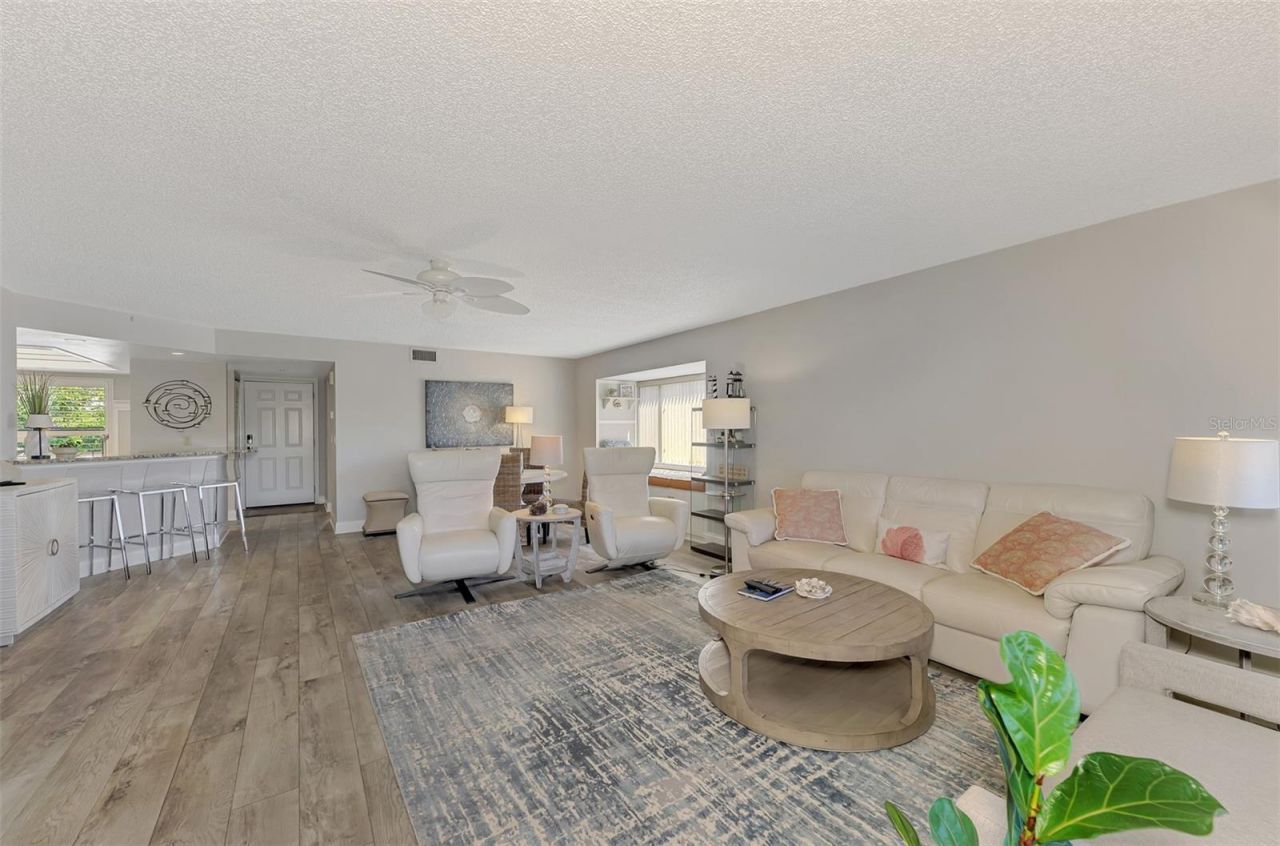 9226 Midnight Pass Road, Unit 4A, Sarasota, FL 34242 Photo