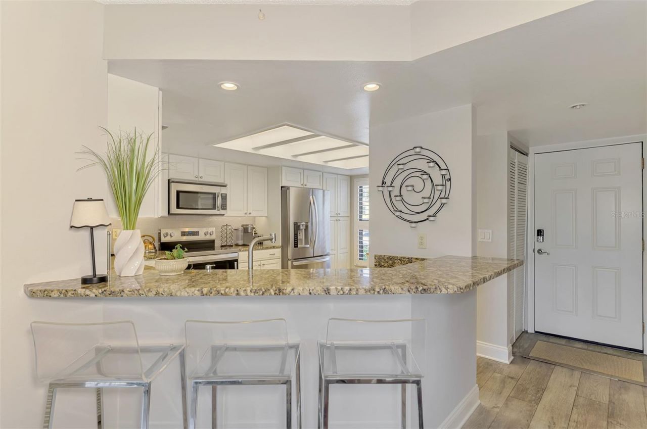 9226 Midnight Pass Road, Unit 4A, Sarasota, FL 34242 Photo