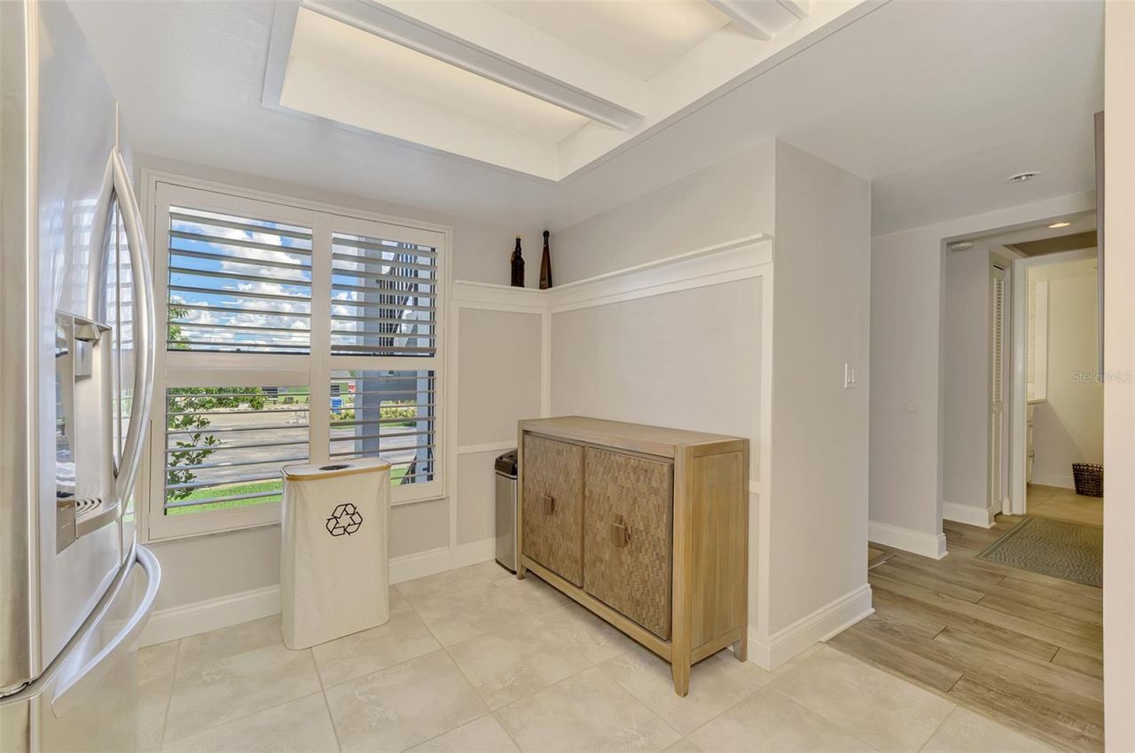 9226 Midnight Pass Road, Unit 4A, Sarasota, FL 34242 Photo