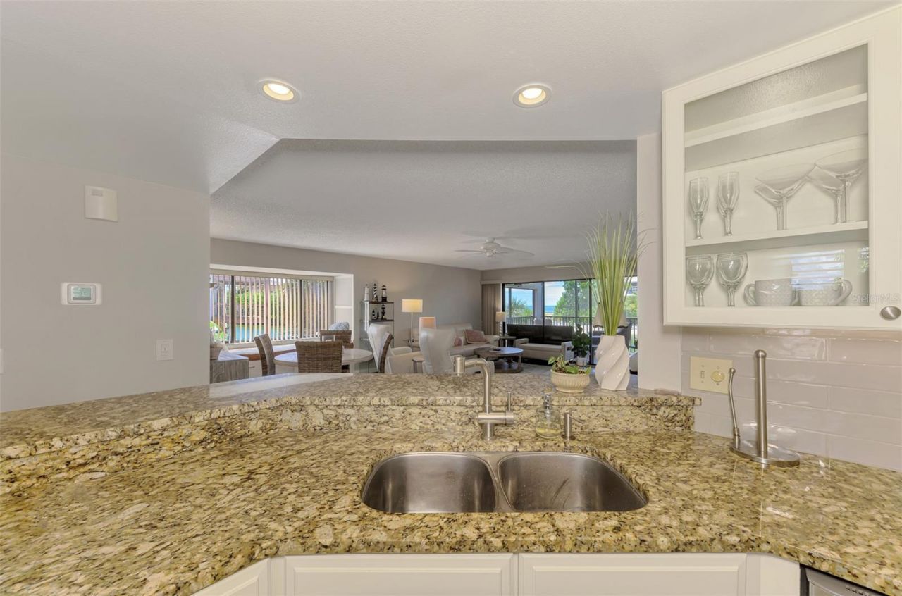 9226 Midnight Pass Road, Unit 4A, Sarasota, FL 34242 Photo