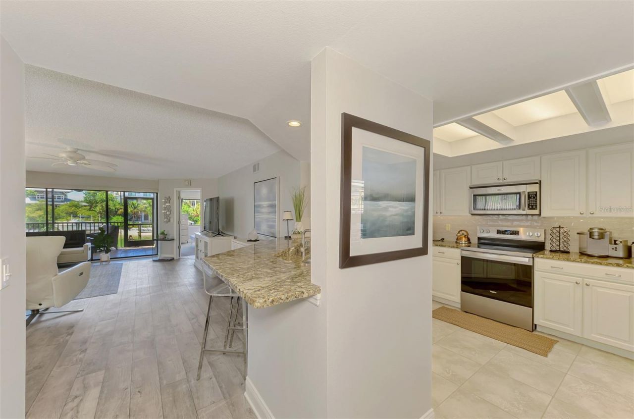 9226 Midnight Pass Road, Unit 4A, Sarasota, FL 34242 Photo