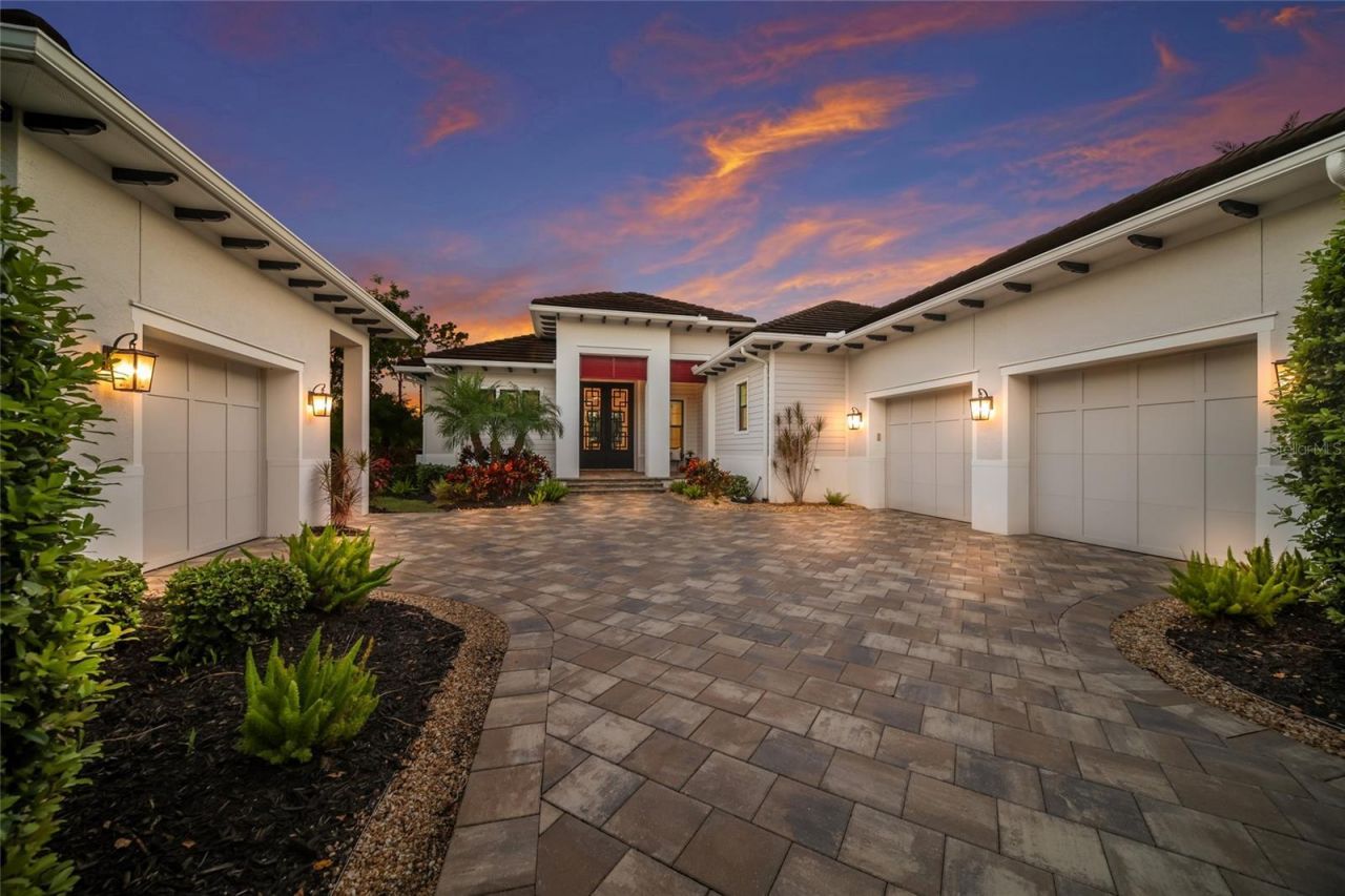 8340 Catamaran Circle, Lakewood Ranch, FL 34202 Photo