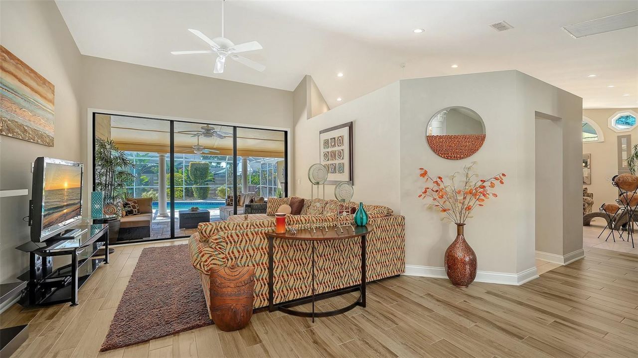 7975 Monticello Lane, Sarasota, FL 34243 Photo
