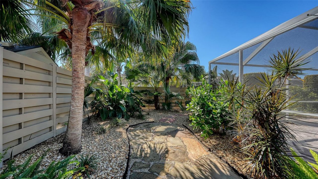 7975 Monticello Lane, Sarasota, FL 34243 Photo