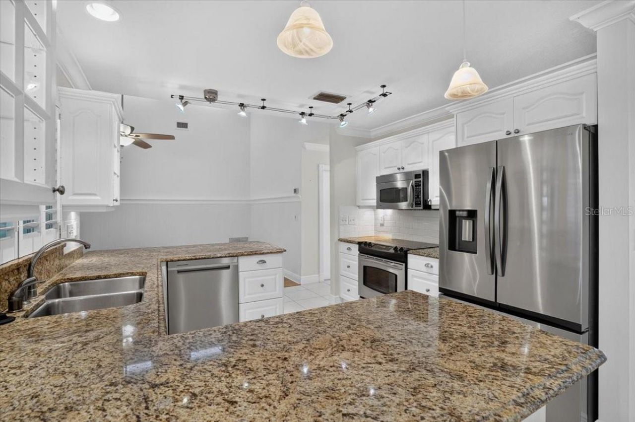 7604 19th Avenue Drive W, Bradenton, FL 34209 Photo