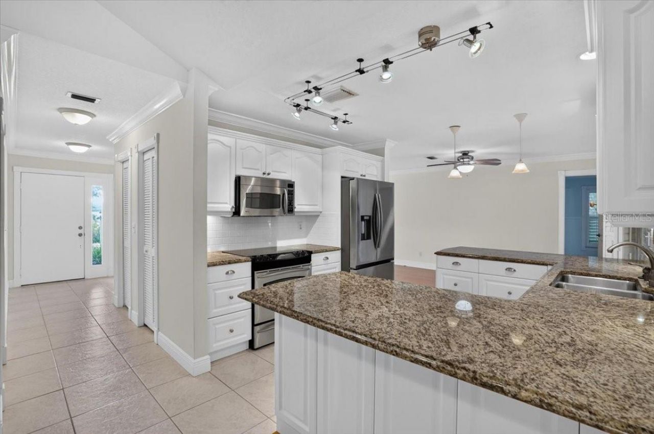 7604 19th Avenue Drive W, Bradenton, FL 34209 Photo