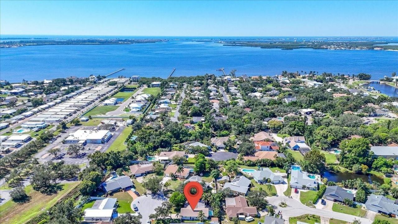 7604 19th Avenue Drive W, Bradenton, FL 34209 Photo