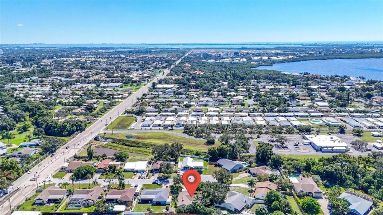 7604 19th Avenue Drive W, Bradenton, FL 34209 Photo