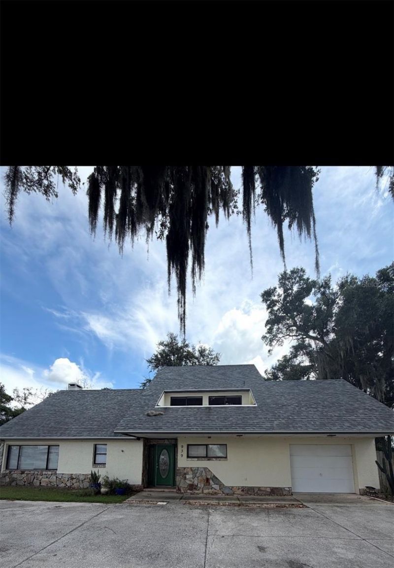 939 Avenue A Se, Winter Haven, FL 33880 Main Photo