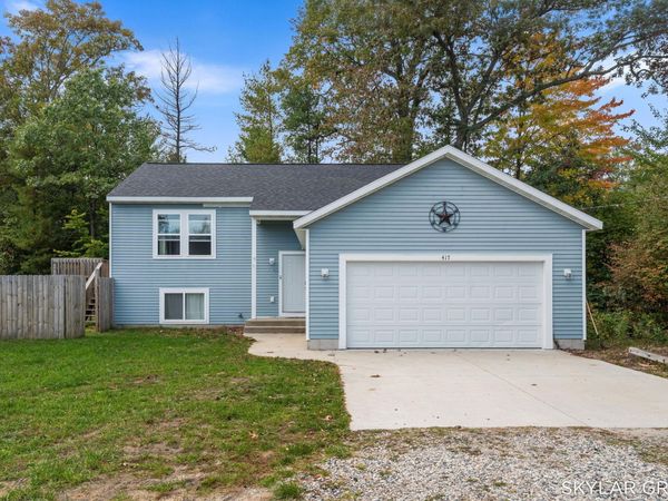 417 Lakewood Road, Twin Lake, MI 49457