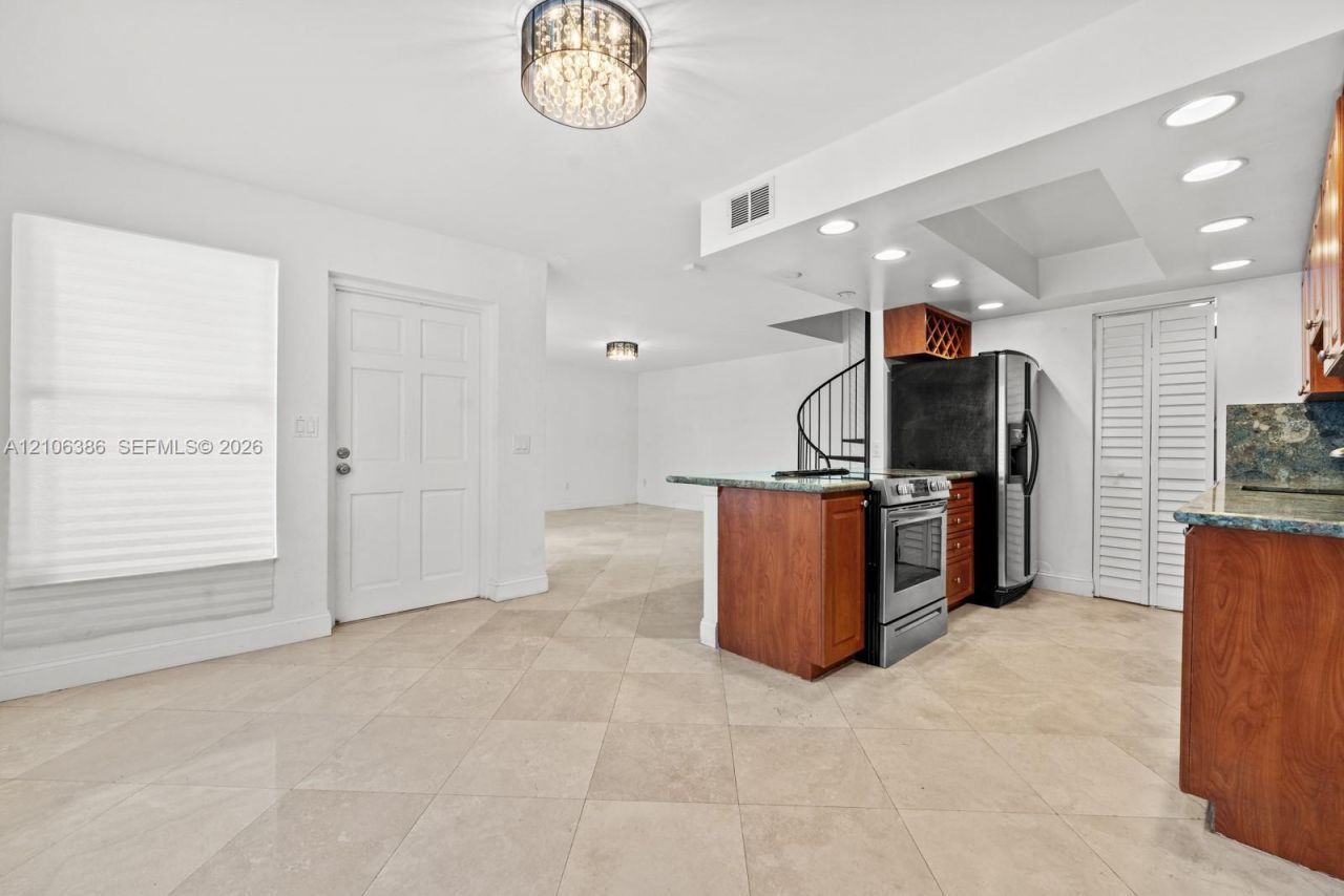 2987 Bird Ave , Miami, FL 33133 Photo