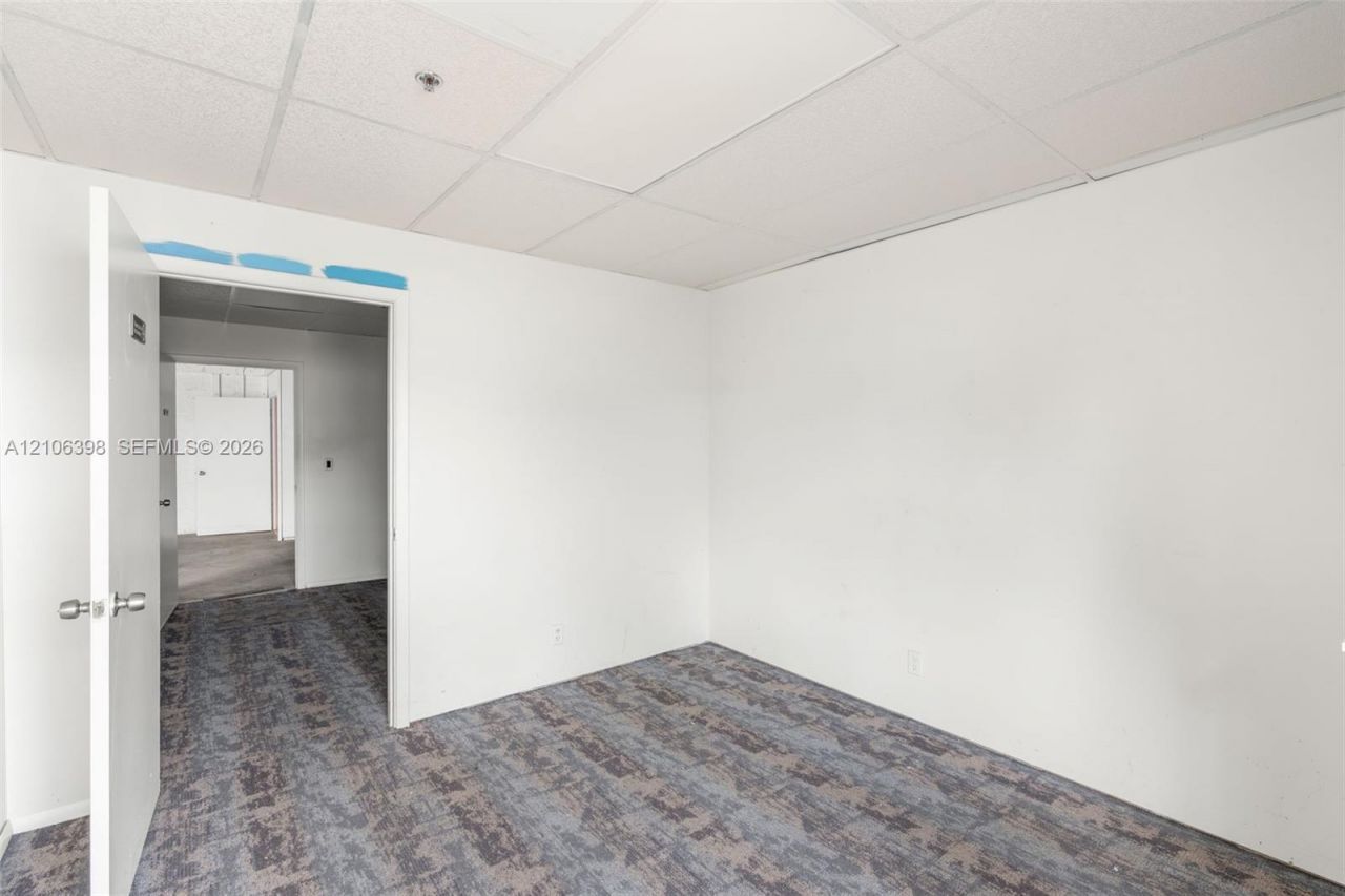 3905 Investment Ln, Unit 16, West Palm Beach, FL 33404 Photo