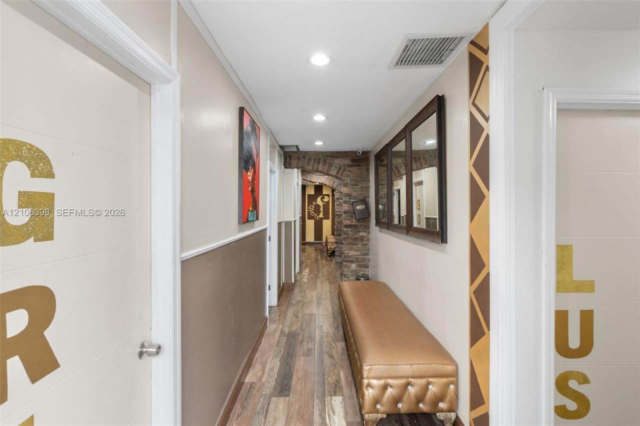 3905 Investment Ln, Unit 16, West Palm Beach, FL 33404 Photo