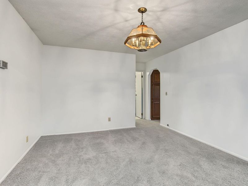 109 Delcourt Drive, Springfield, OH 45506 Photo 16
