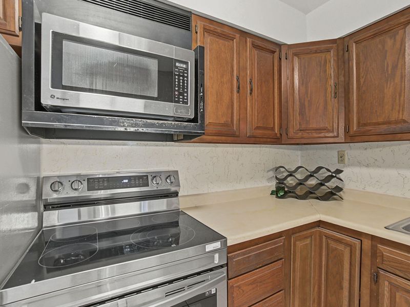 109 Delcourt Drive, Springfield, OH 45506 Photo 9