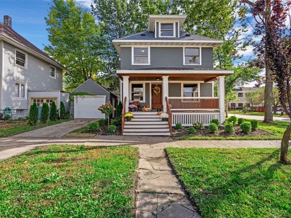 1703 A Avenue NE, Cedar Rapids, IA 52402