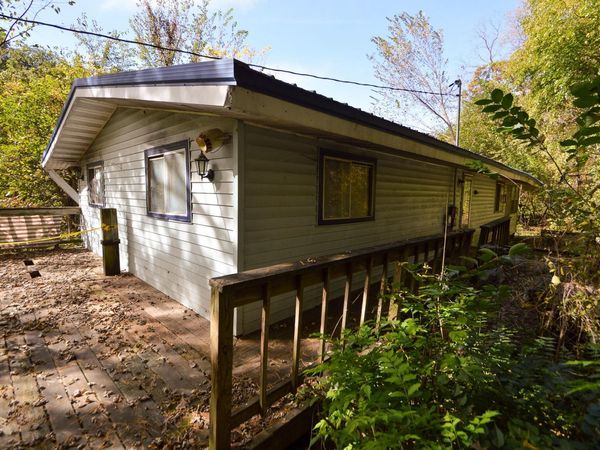 63276 County Rd N, Prairie du Chien, WI 53821