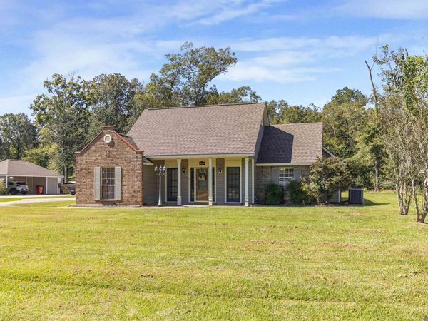 7097 Jim Rushing Rd, Denham Springs, LA 70706