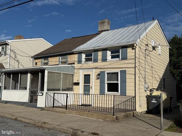 20 WALNUT STREET, PHOENIXVILLE, PA 19460
