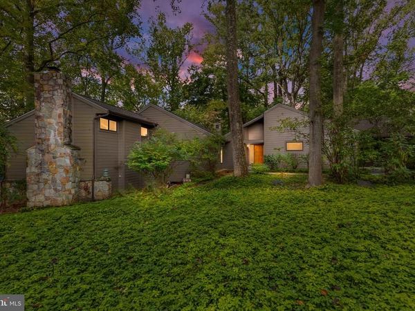 7 W BUCKRIDGE DRIVE, GREENVILLE, DE 19807