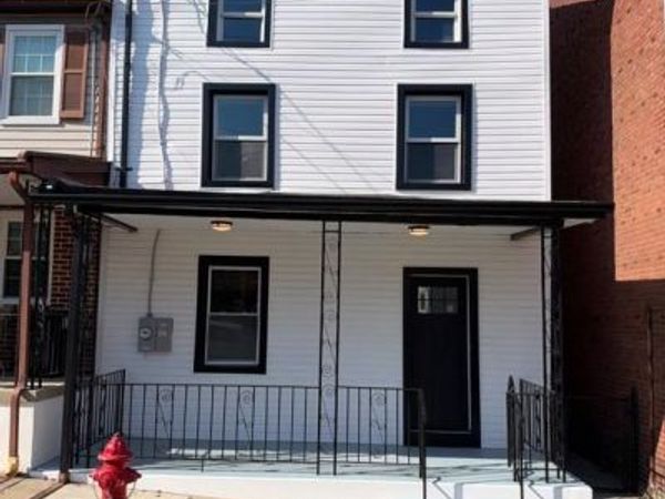 912 CENTER STREET , Unit           , BRIDGEPORT, PA 19405