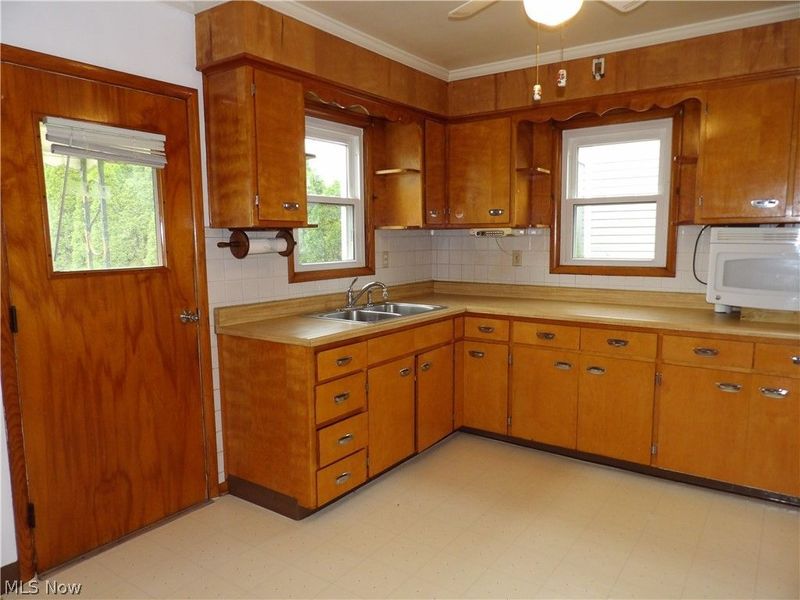 4619 Highland Avenue, Shadyside, OH 43947 Photo 12