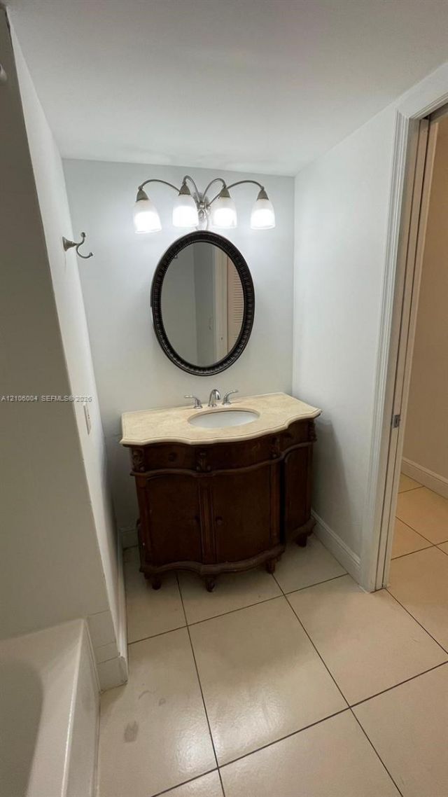 12172 Saint Andrews Pl , Unit 205, Miramar, FL 33025 Photo