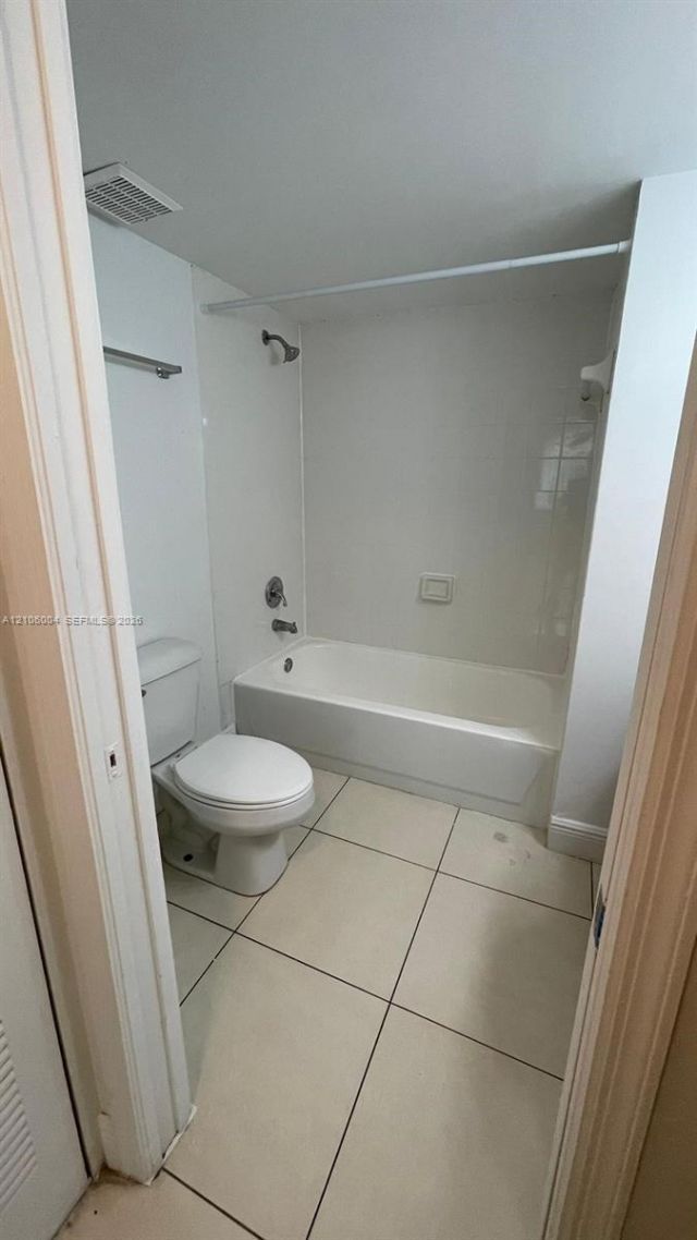 12172 Saint Andrews Pl , Unit 205, Miramar, FL 33025 Photo
