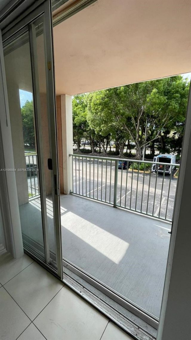 12172 Saint Andrews Pl , Unit 205, Miramar, FL 33025 Photo