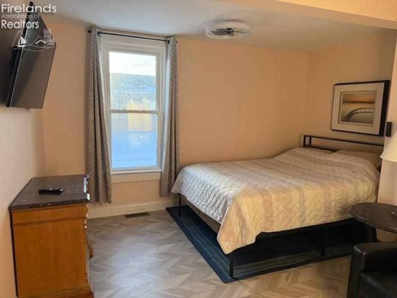 2306 River Avenue, Sandusky, OH 44870 Photo 6